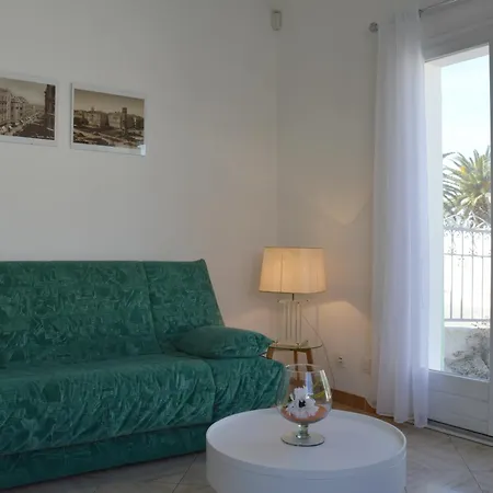 Elegant T2 Avec Jardin, Secteur Calme, Proche Et Commerces - - Fr-1-225-650 *
