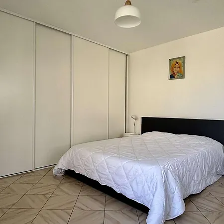 Elegant T2 Avec Jardin, Secteur Calme, Proche Et Commerces - - Fr-1-225-650 * Latour-Bas-Elne