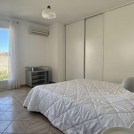 Elegant T2 Avec Jardin, Secteur Calme, Proche Et Commerces - - Fr-1-225-650 *