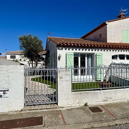 Holiday home Elegant T2 Avec Jardin, Secteur Calme, Proche Et Commerces - - Fr-1-225-650 *