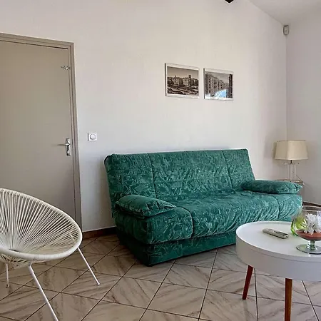 Elegant T2 Avec Jardin, Secteur Calme, Proche Et Commerces - - Fr-1-225-650 *